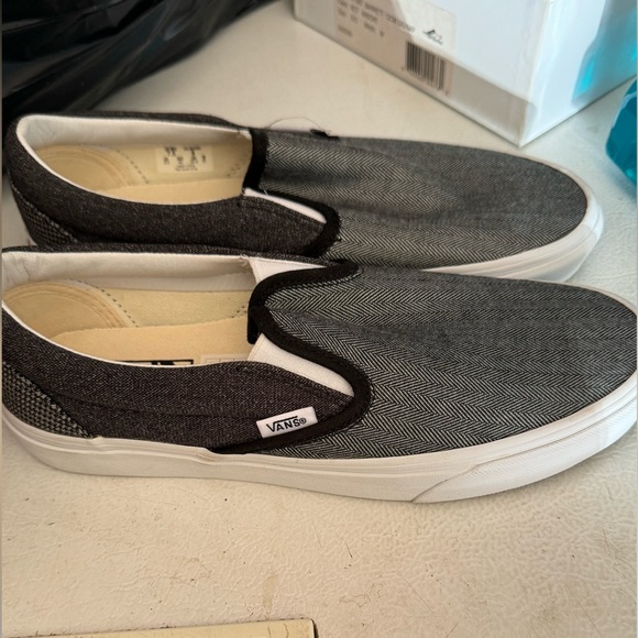 New Vans - Picture 3 of 3